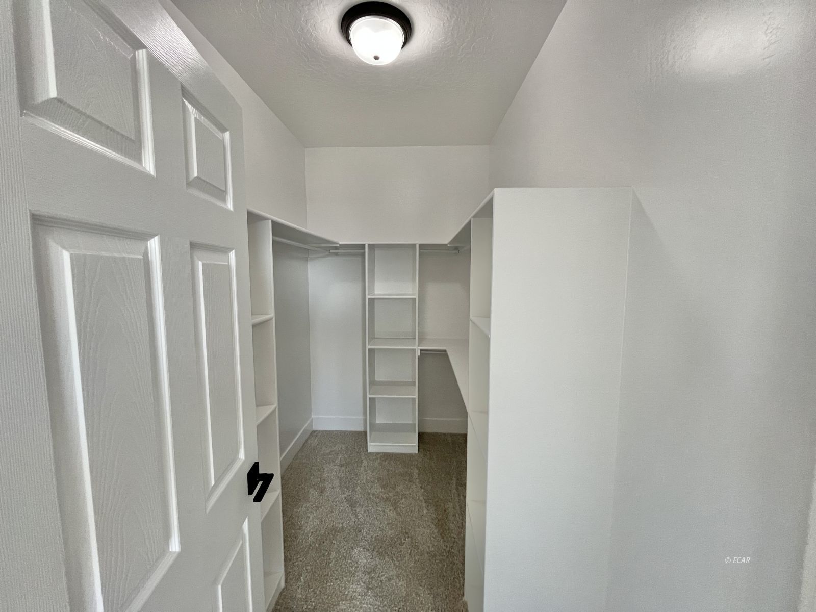 4449 York Boulevard Property Photo 12