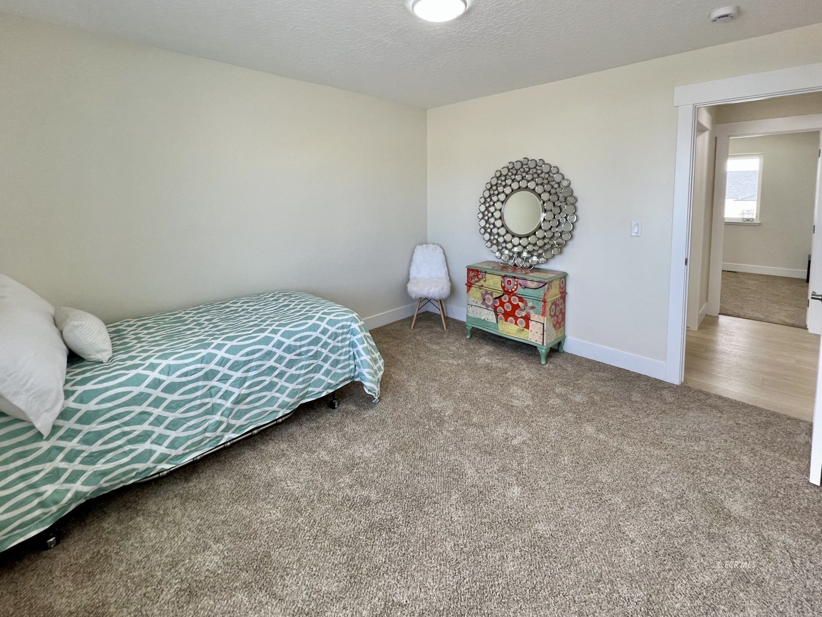 4449 York Boulevard Property Photo 12
