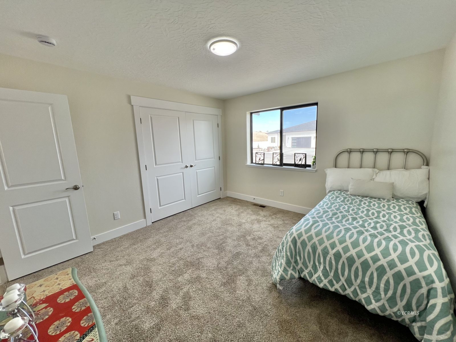 4449 York Boulevard Property Photo 13