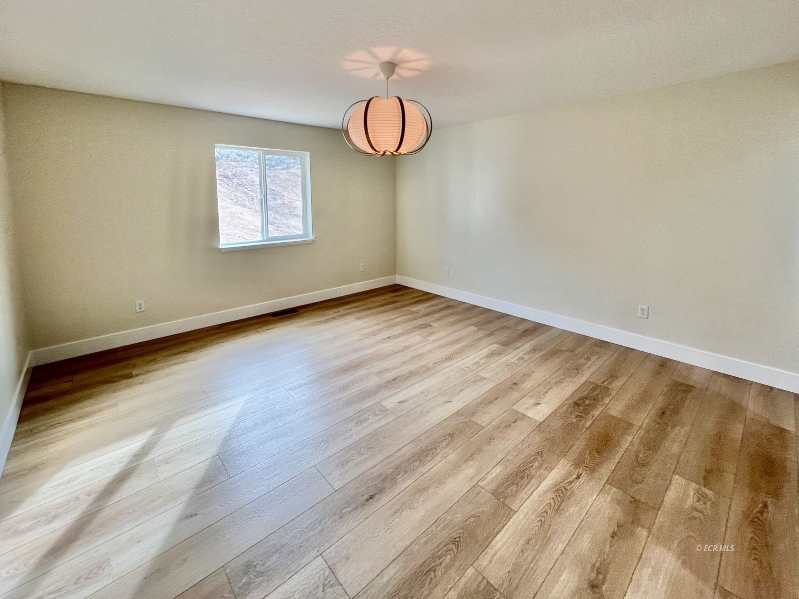 4449 York Boulevard Property Photo 17