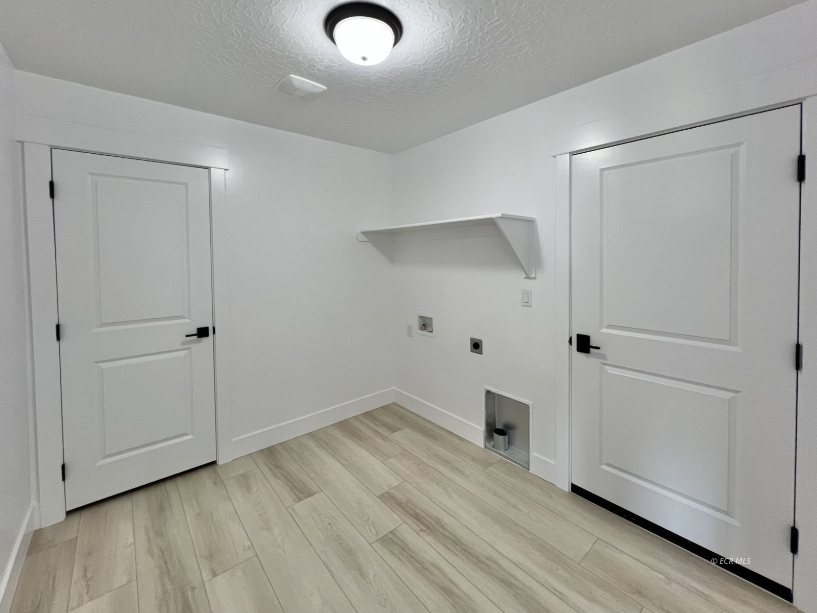 4449 York Boulevard Property Photo 20