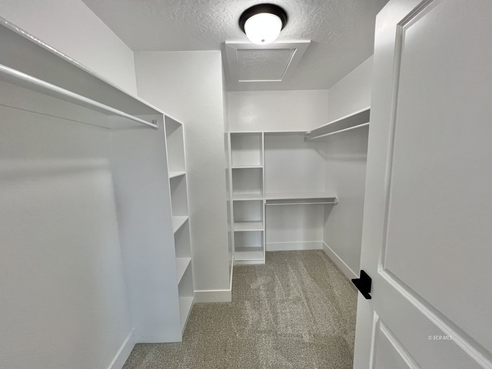 4449 York Boulevard Property Photo 22