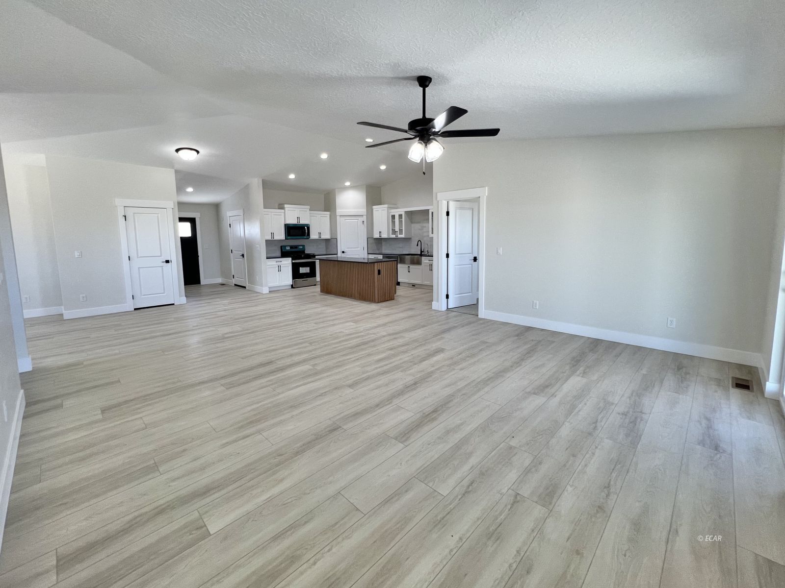 4331 Campbell Road Property Photo 5