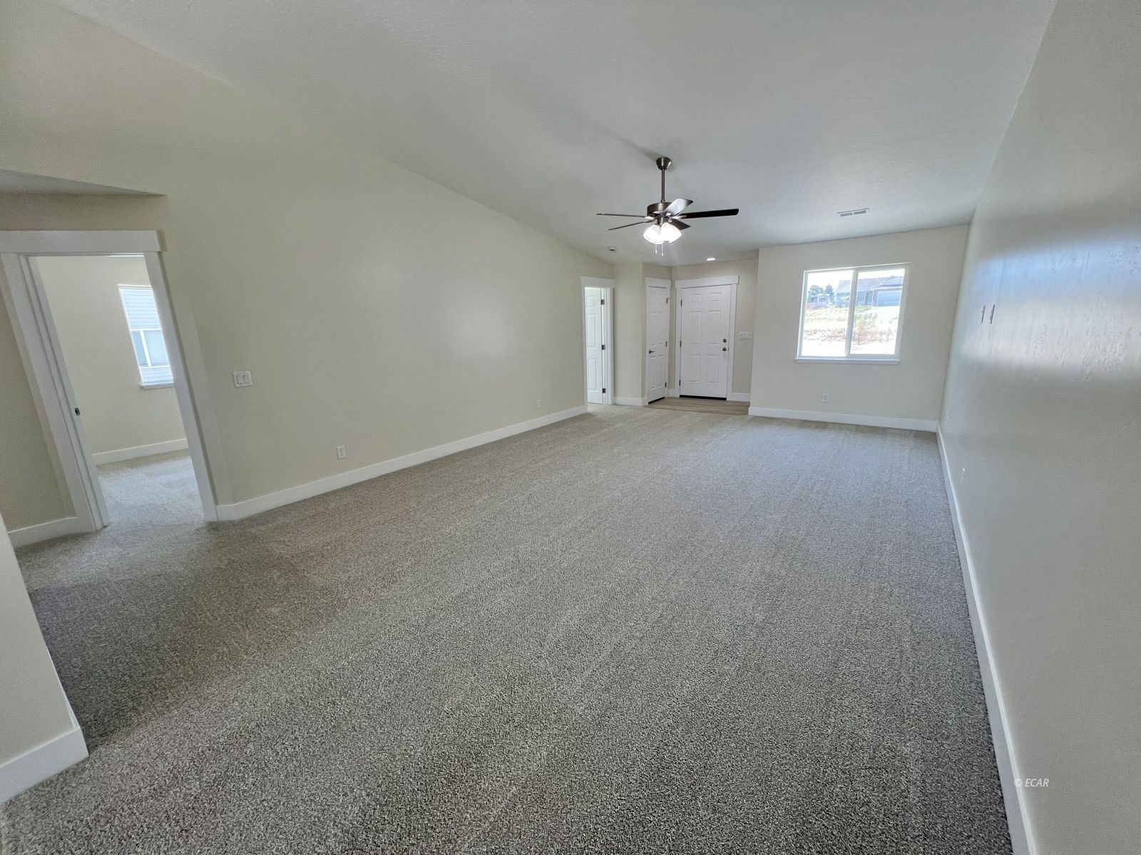 4311 Windsor Avenue Property Photo 3