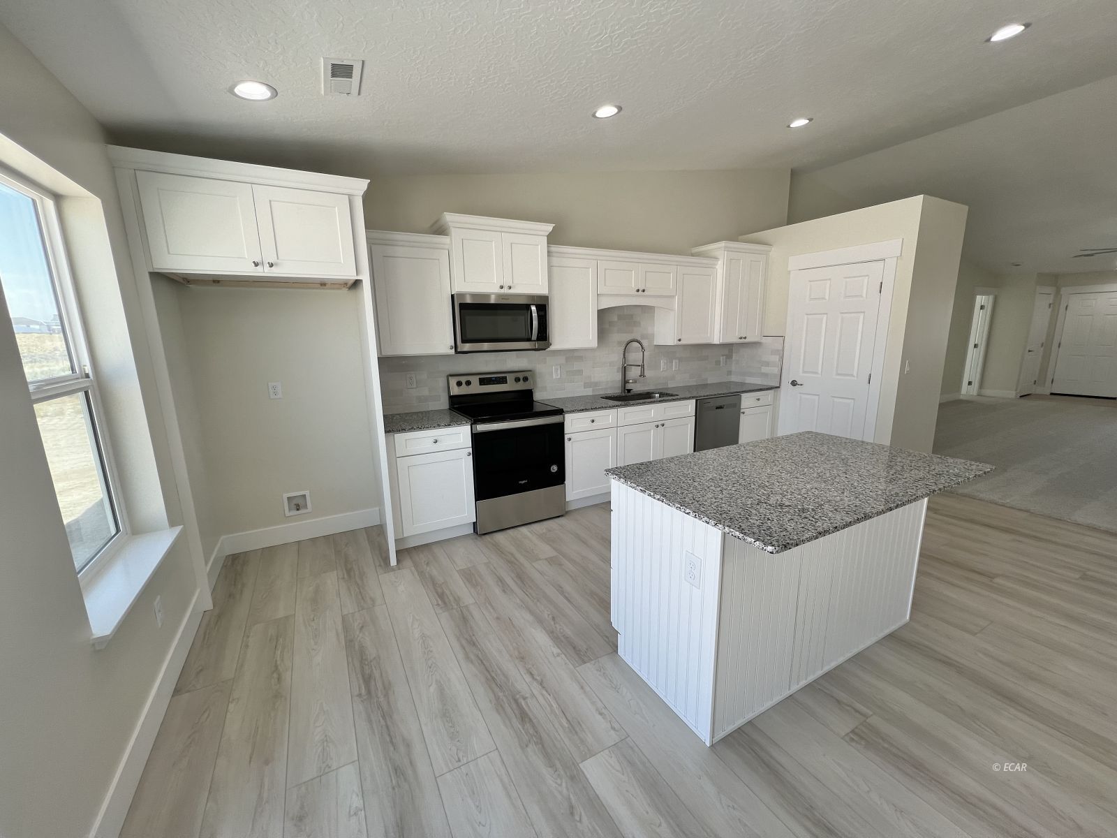 4311 Windsor Avenue Property Photo 6