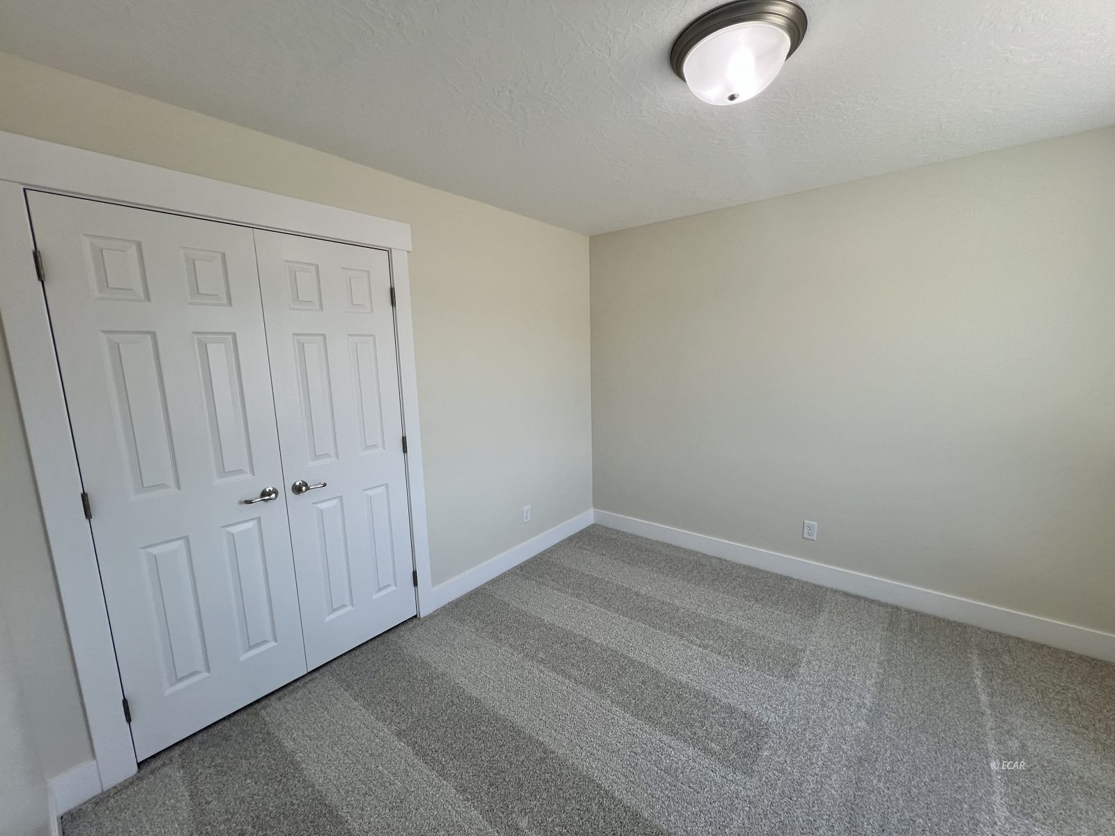 4311 Windsor Avenue Property Photo 9