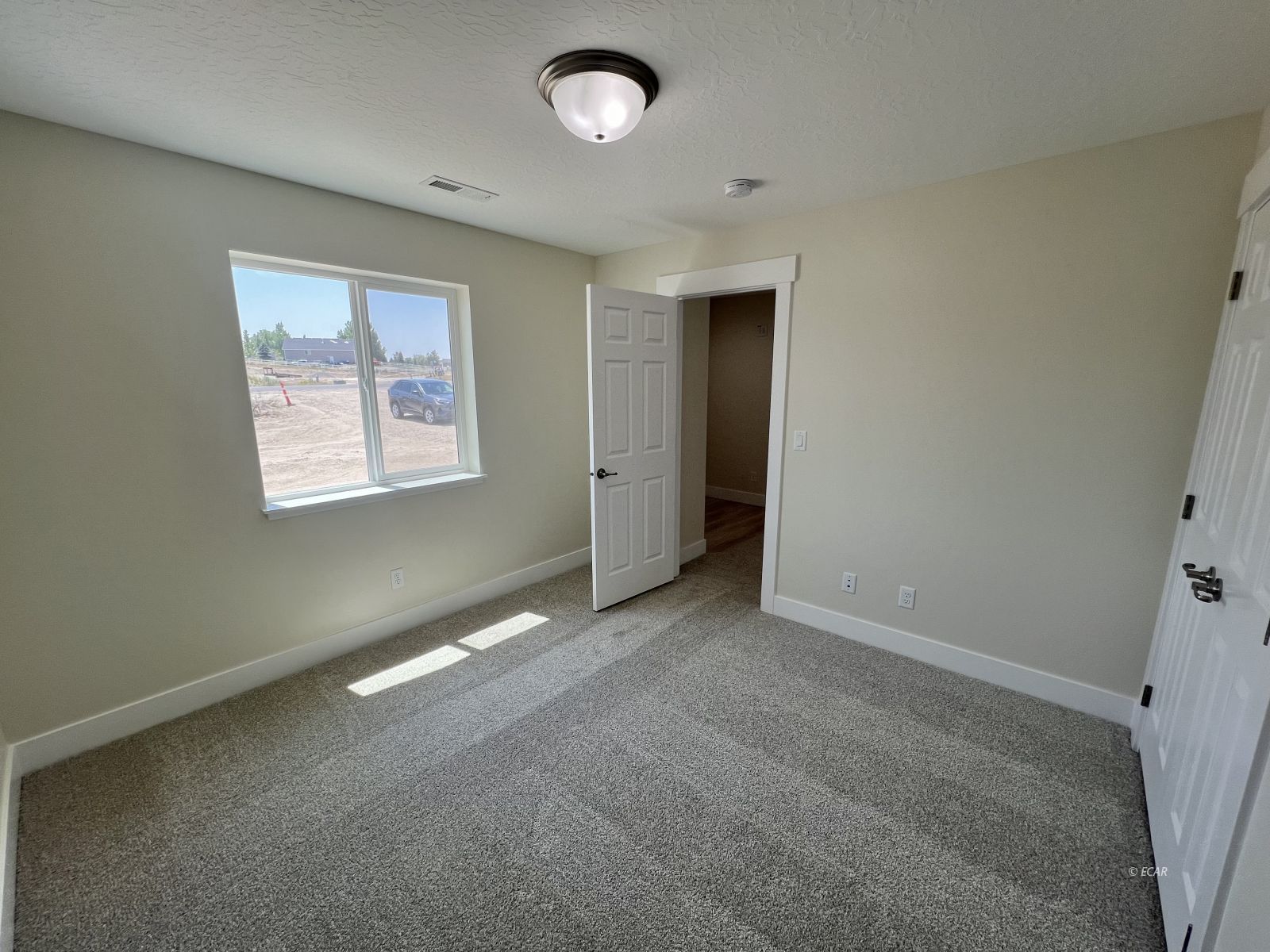 4311 Windsor Avenue Property Photo 10