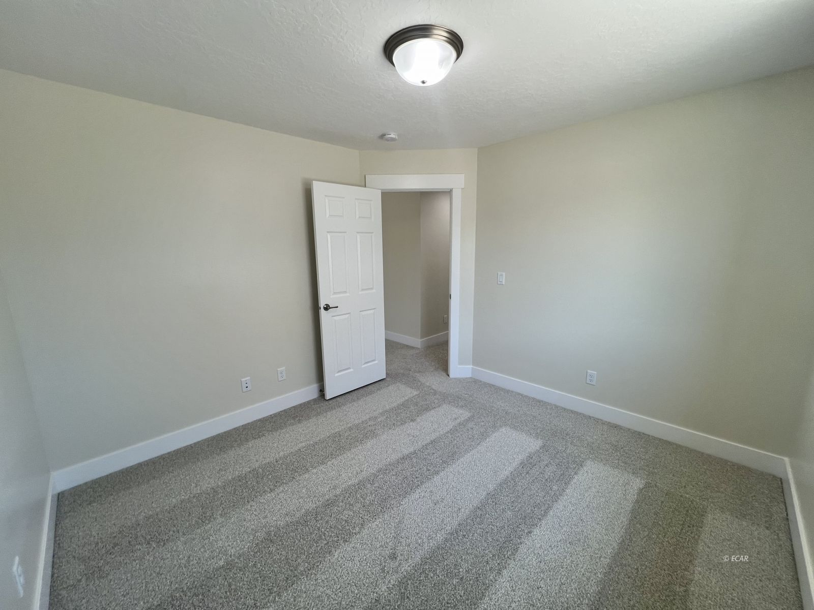 4311 Windsor Avenue Property Photo 12