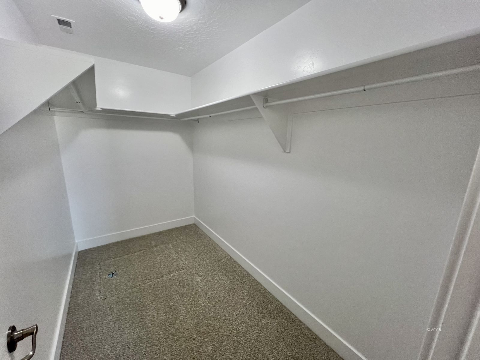 4311 Windsor Avenue Property Photo 21