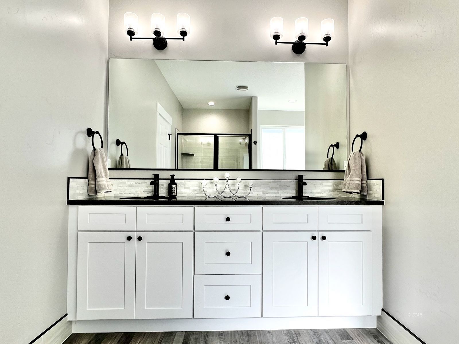 4308 Campbell Road Property Photo 21