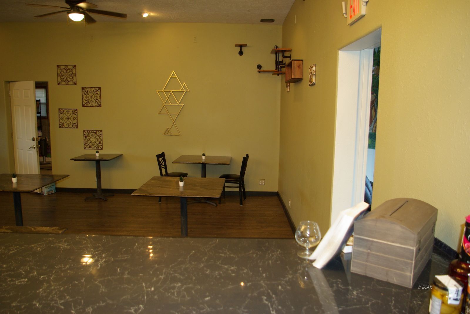 70 South Baker Avenue Property Photo 9