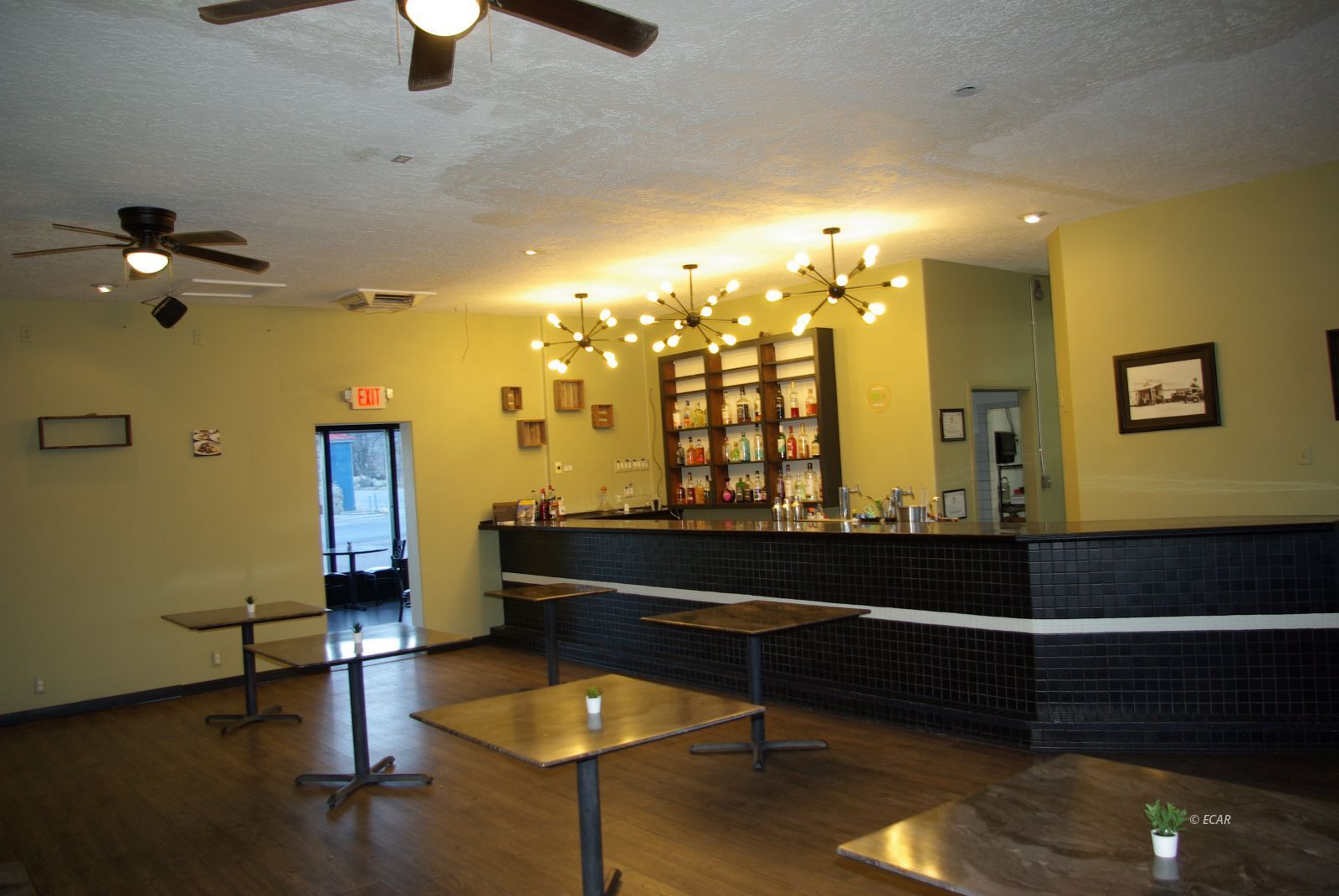 70 South Baker Avenue Property Photo 11