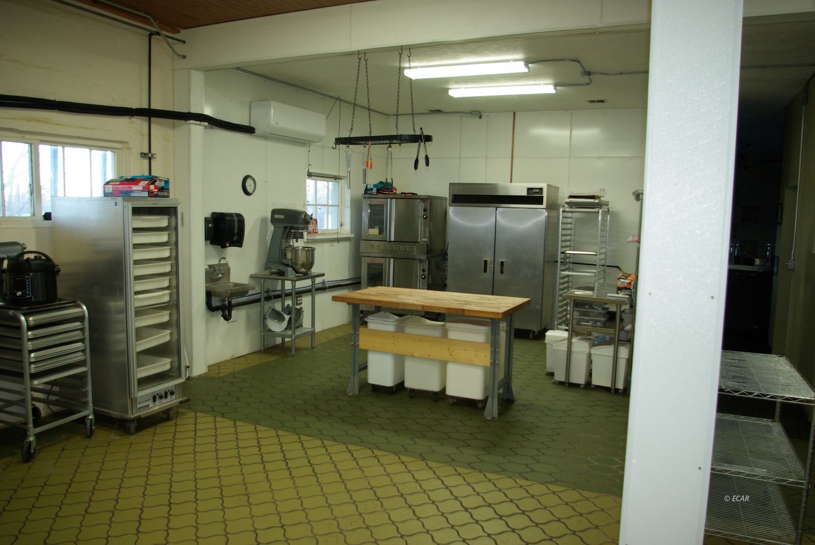 70 South Baker Avenue Property Photo 25