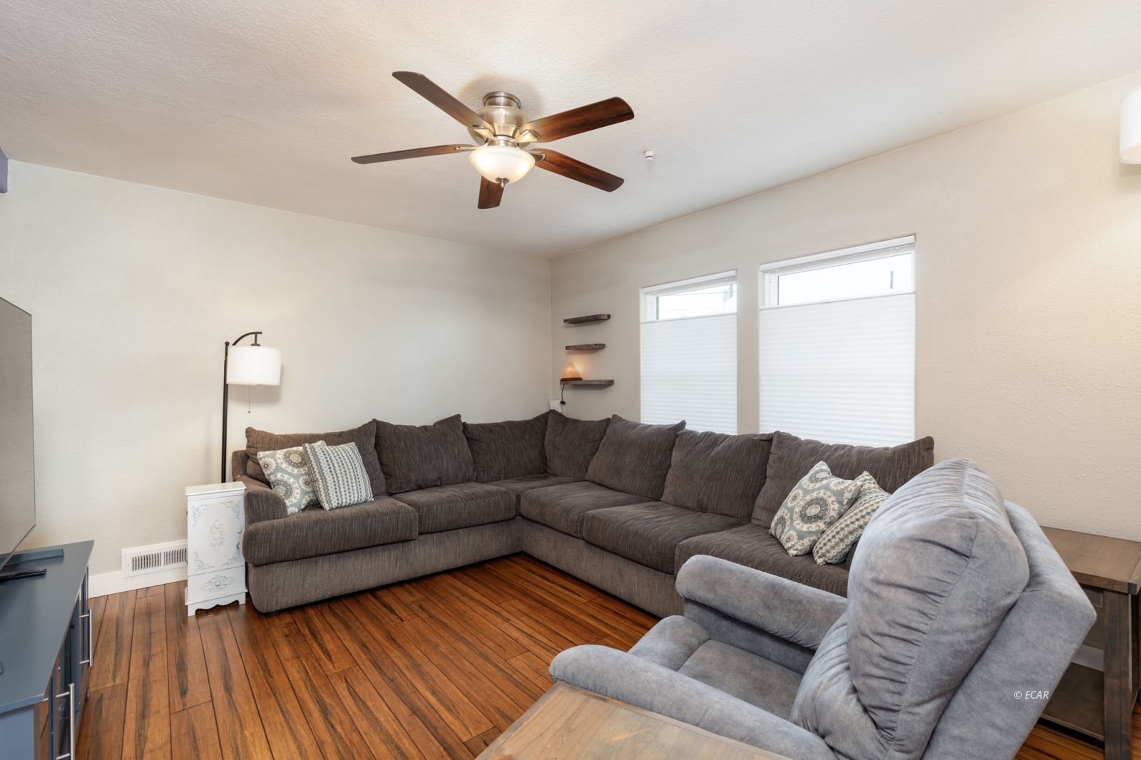 555 13th Street Property Photo 5