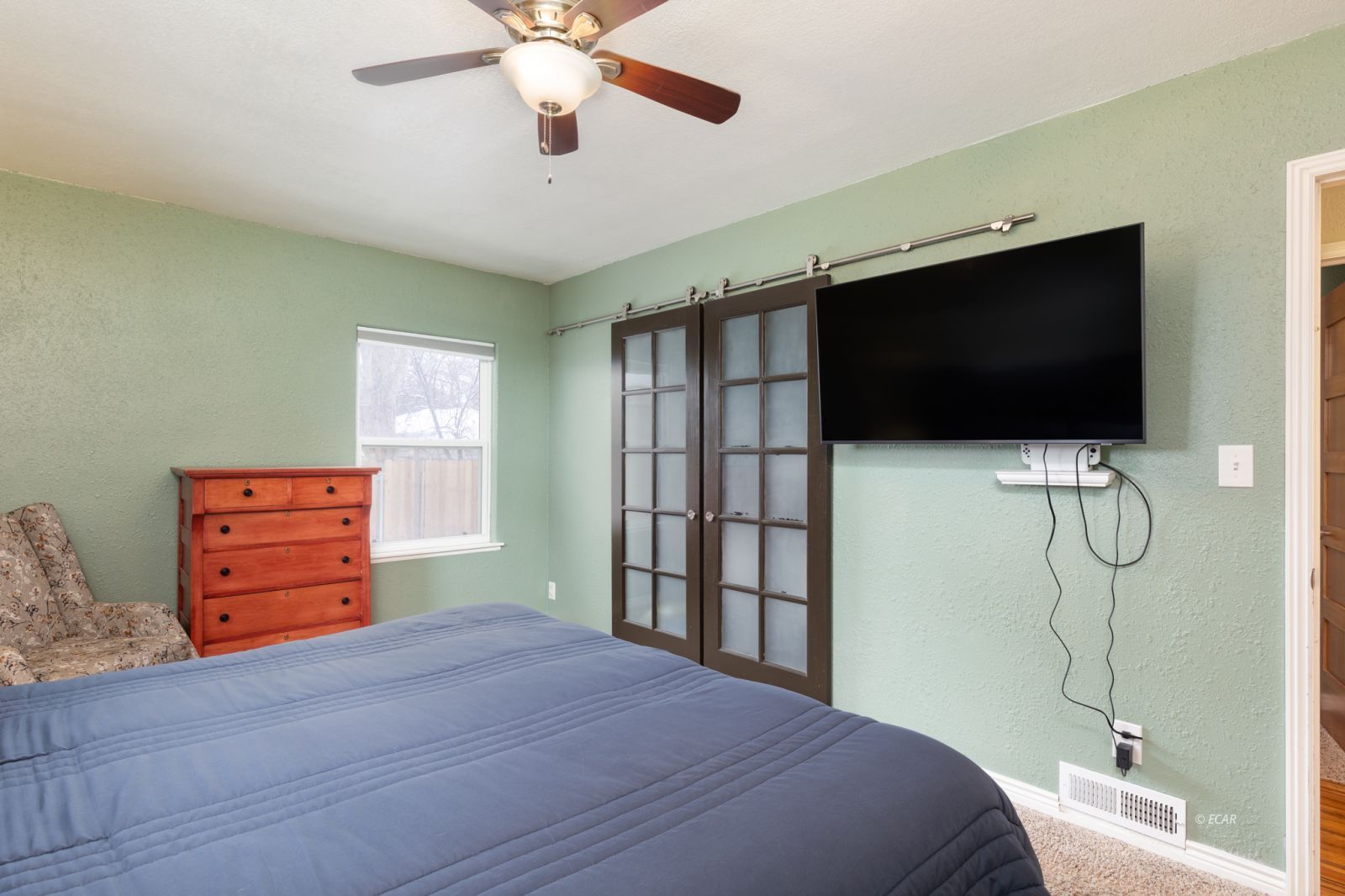 555 13th Street Property Photo 9