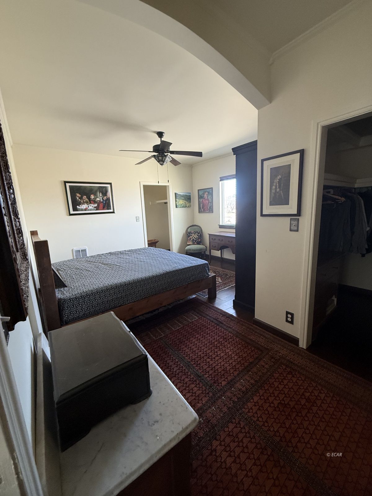 25 Avenue East Property Photo 6