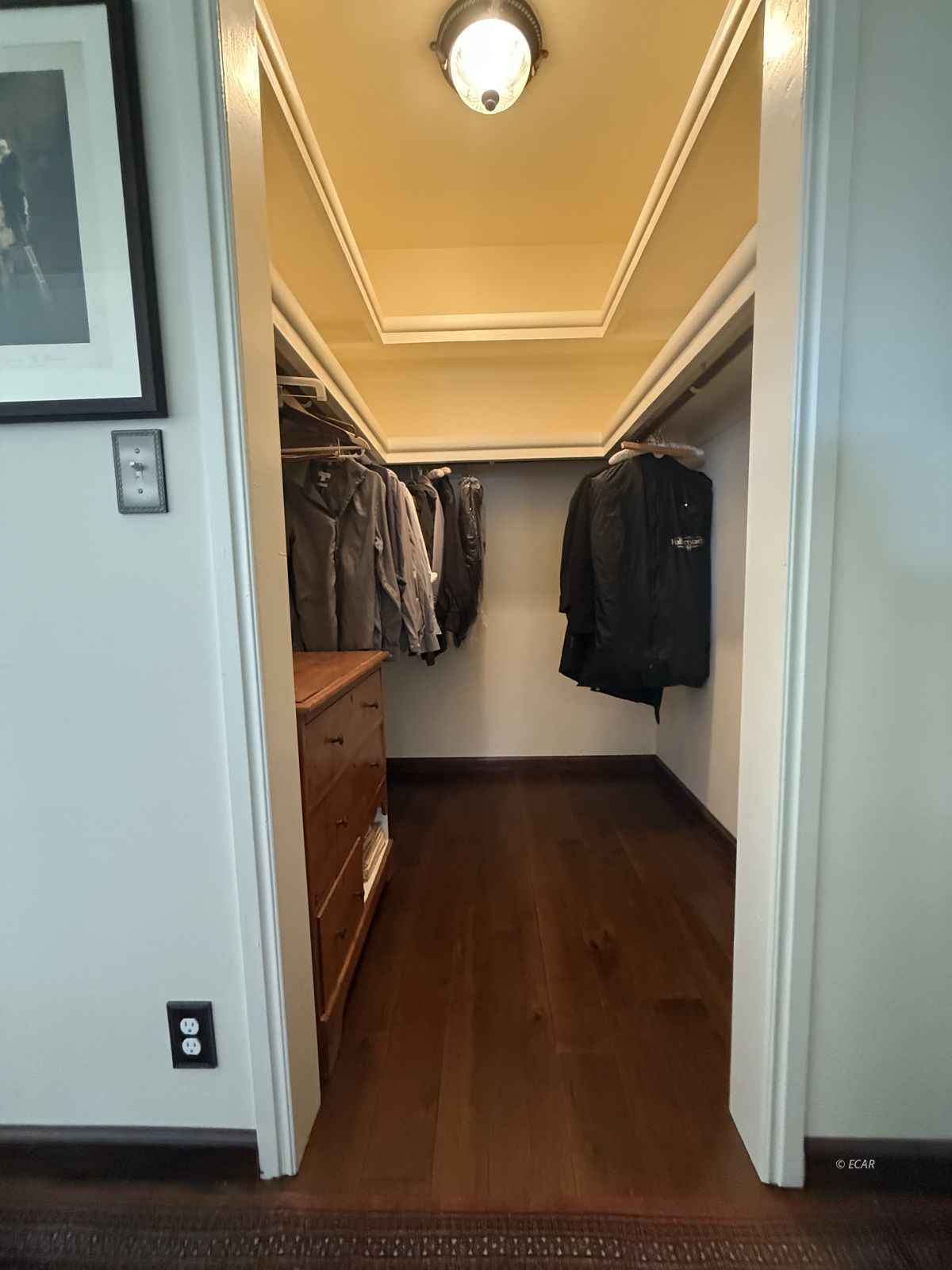 25 Avenue East Property Photo 7