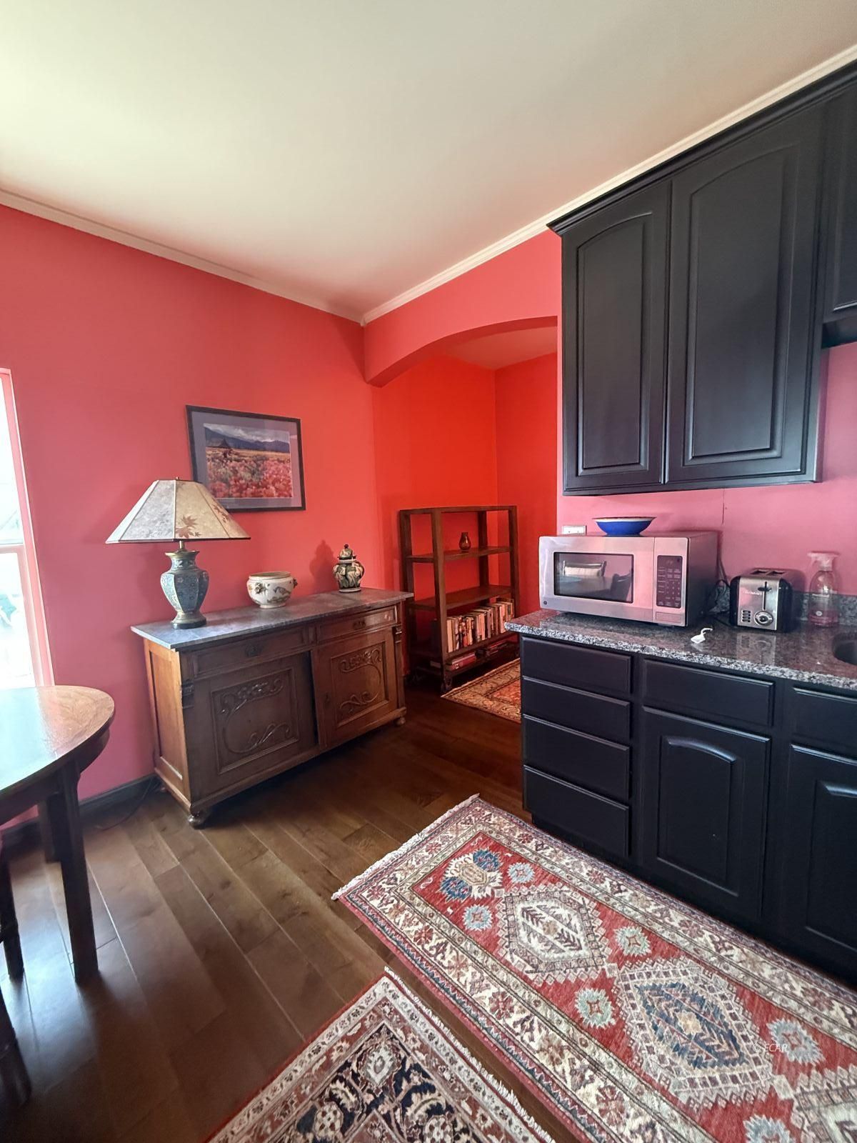 25 Avenue East Property Photo 15