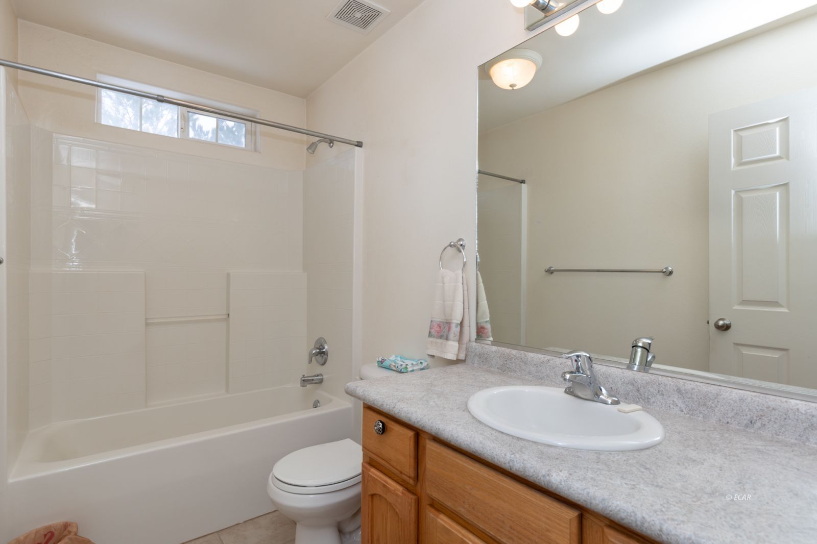 382 Oakmont Drive Property Photo 24
