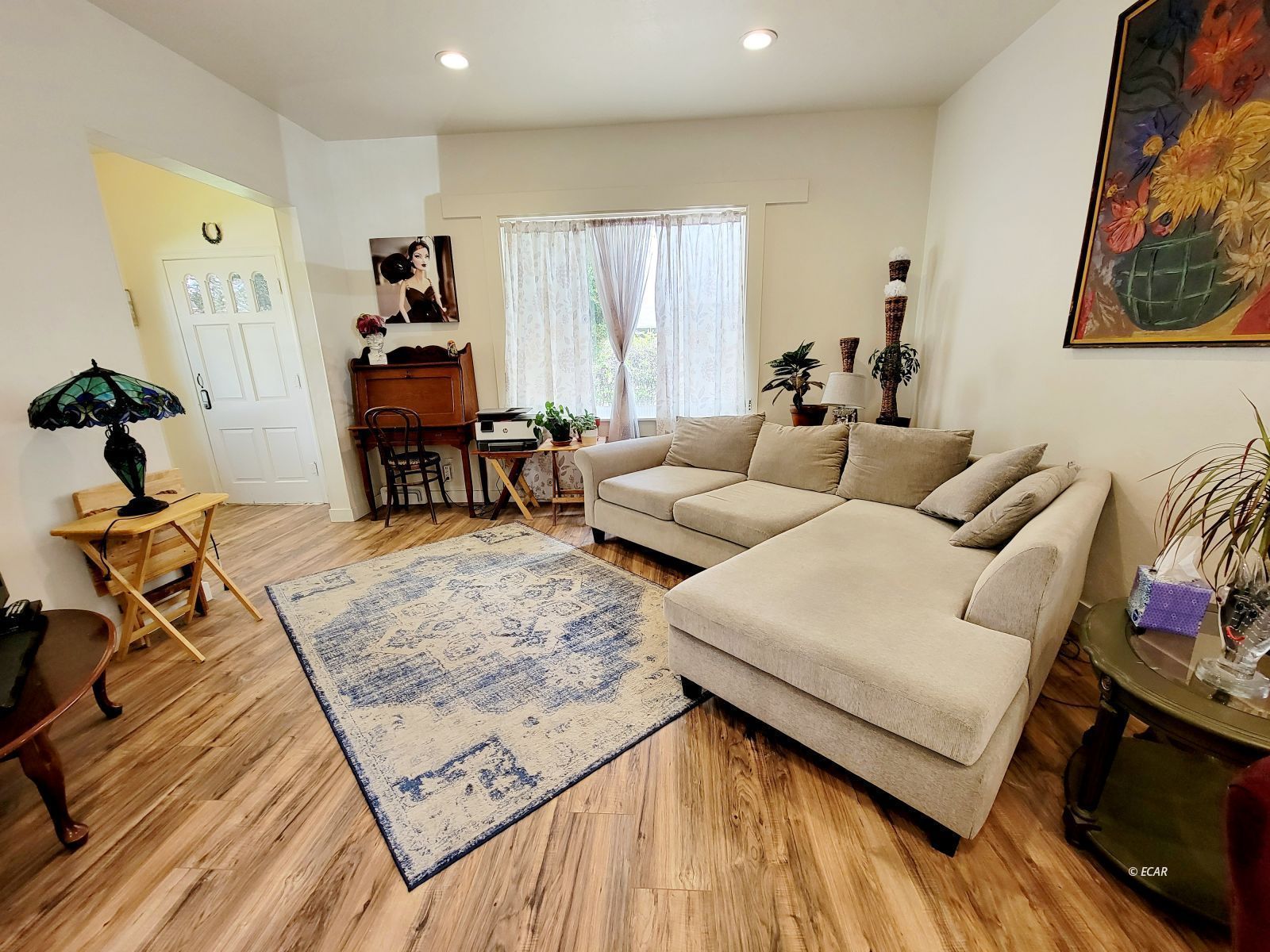 475 Juniper Street Property Photo 9