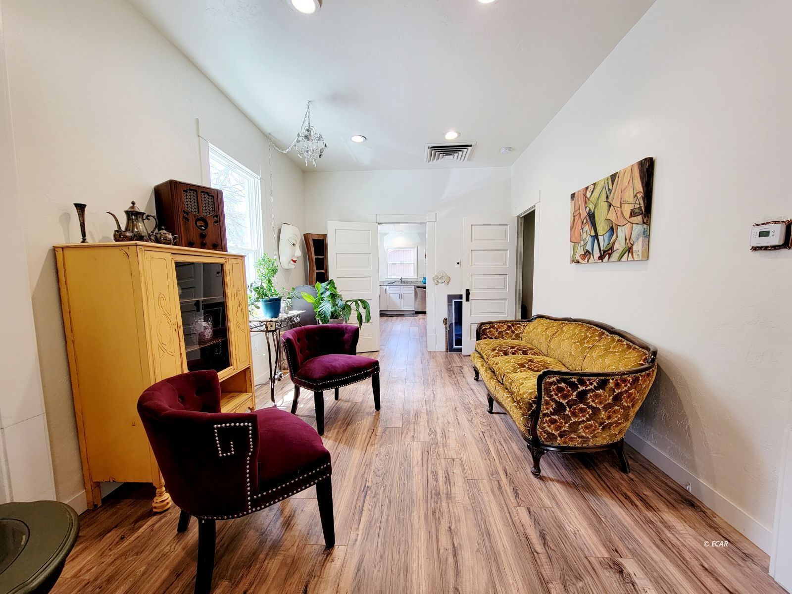 475 Juniper Street Property Photo 10