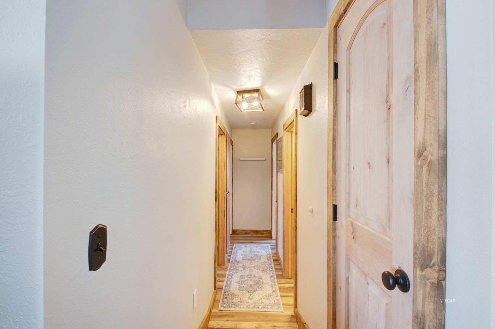 425 Castlecrest Place Property Photo 25