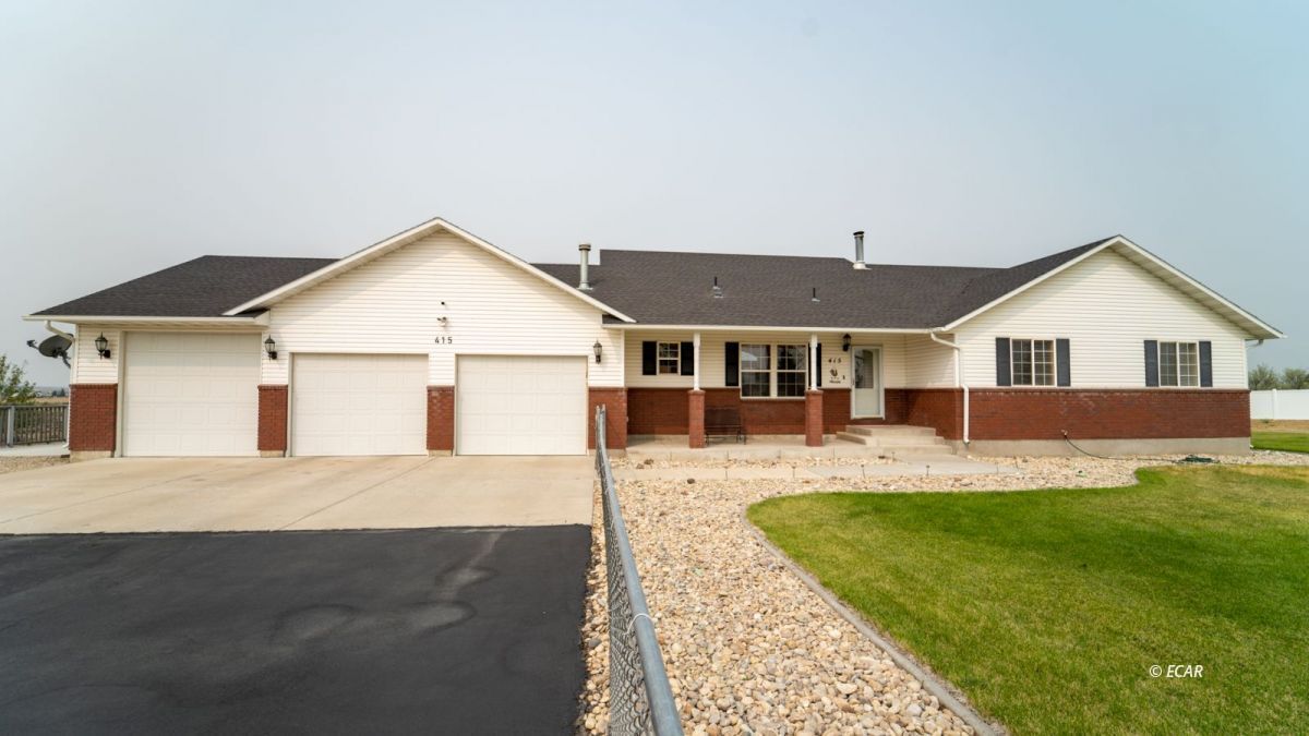 415 Diamondback Drive Property Photo 1