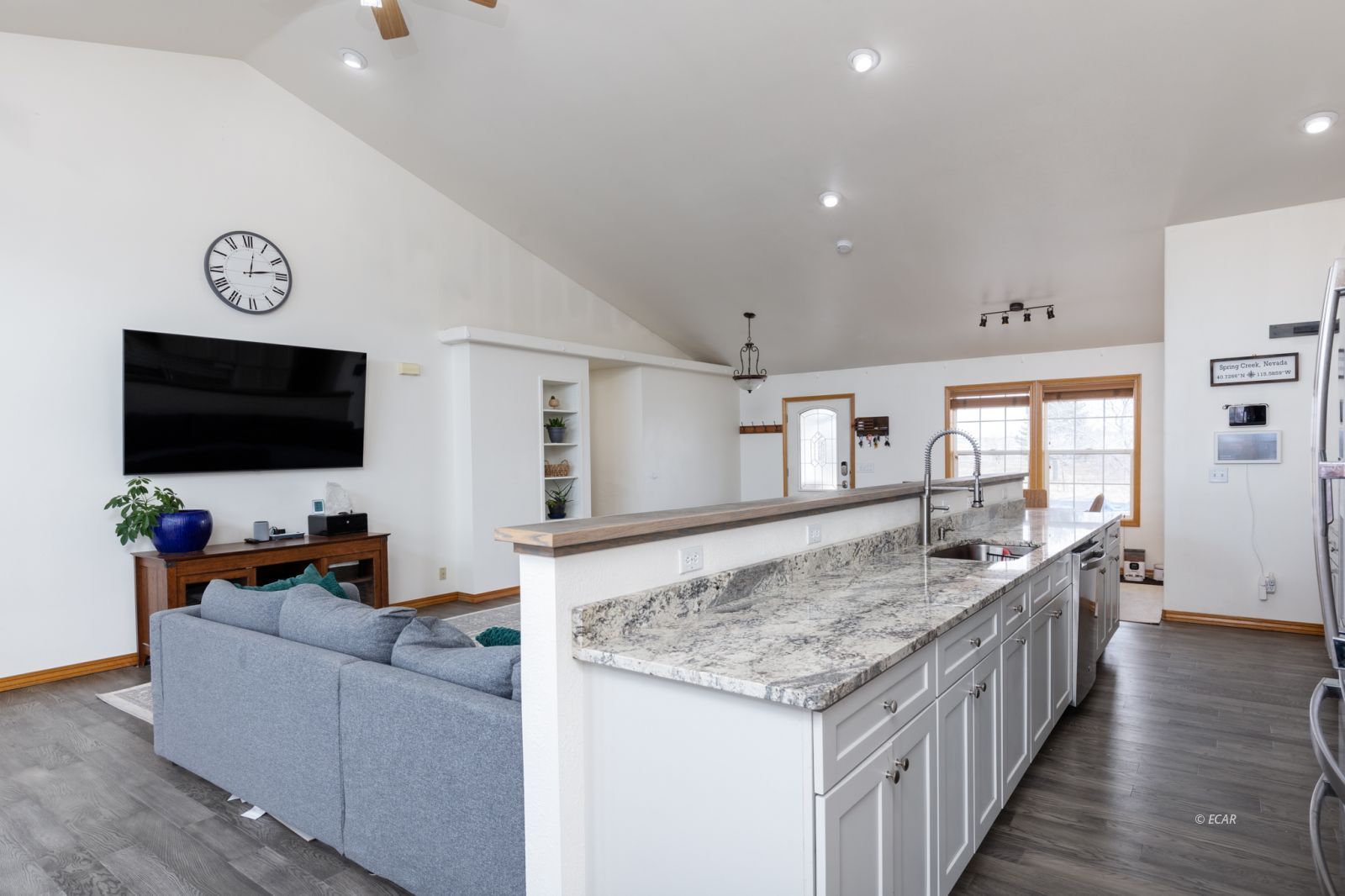 415 Diamondback Drive Property Photo 16