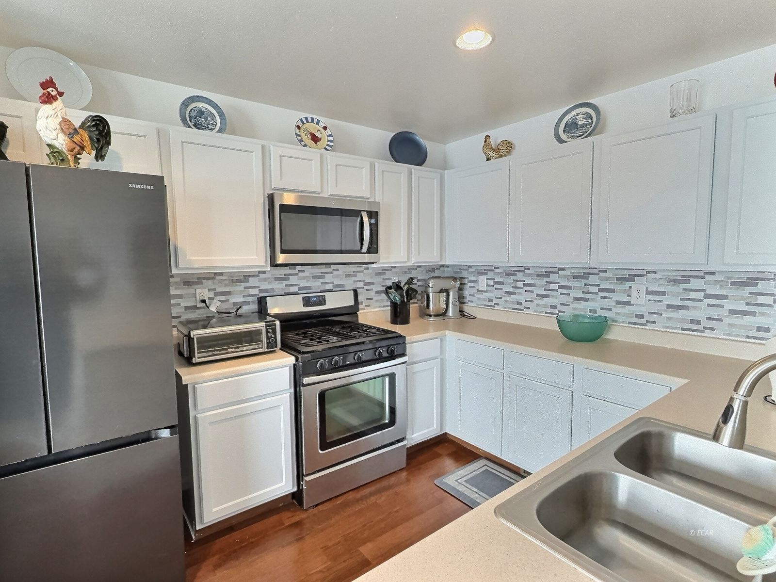 218 Sage Glen Drive Property Photo 12