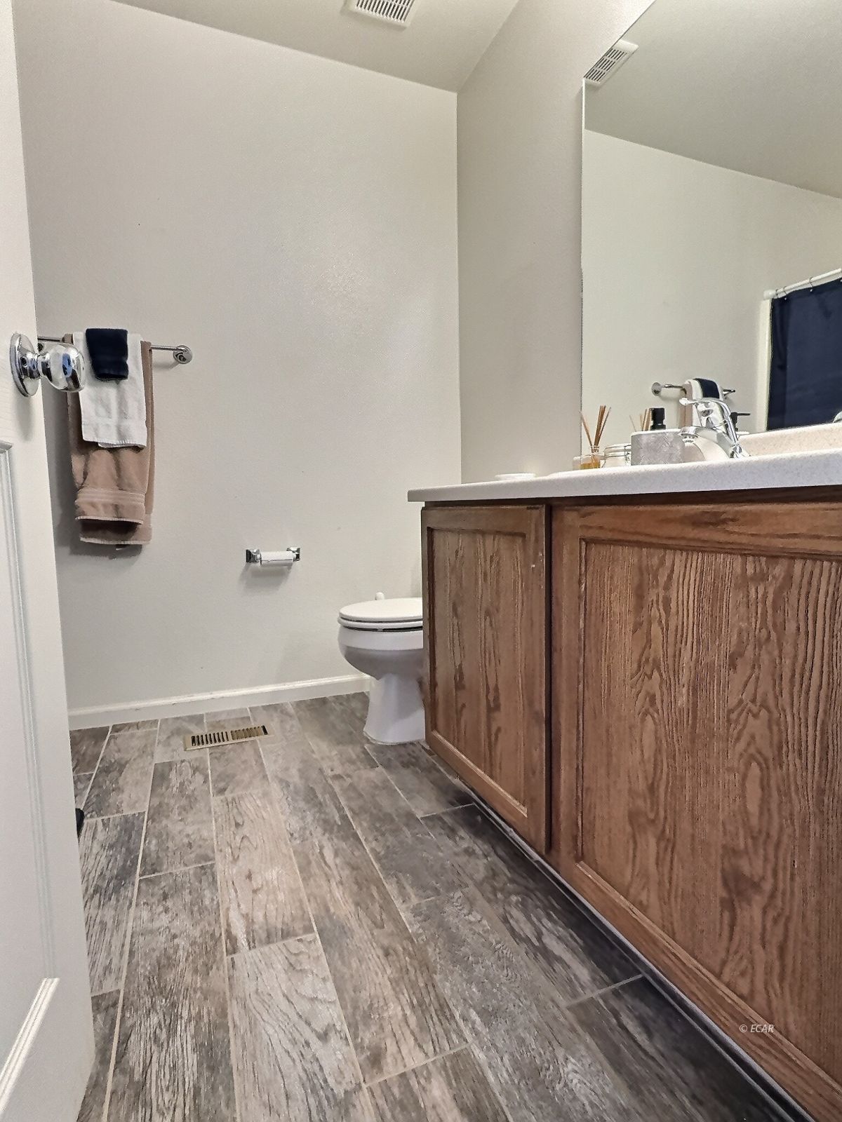 218 Sage Glen Drive Property Photo 18