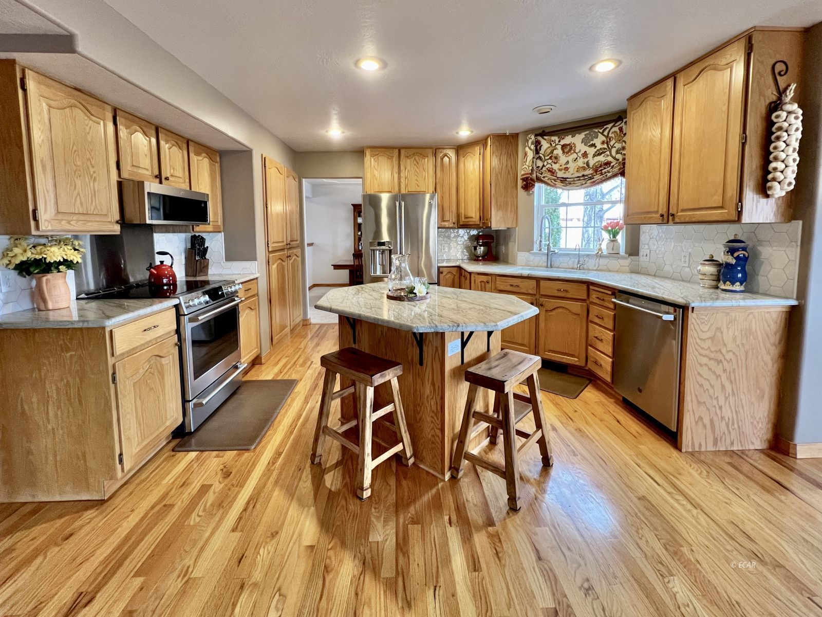 107 Meadow Ridge Court Property Photo 2