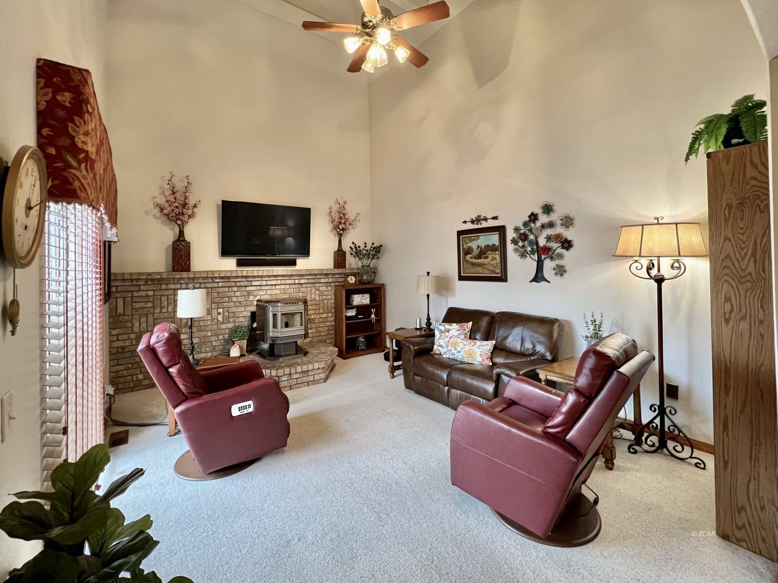 107 Meadow Ridge Court Property Photo 12