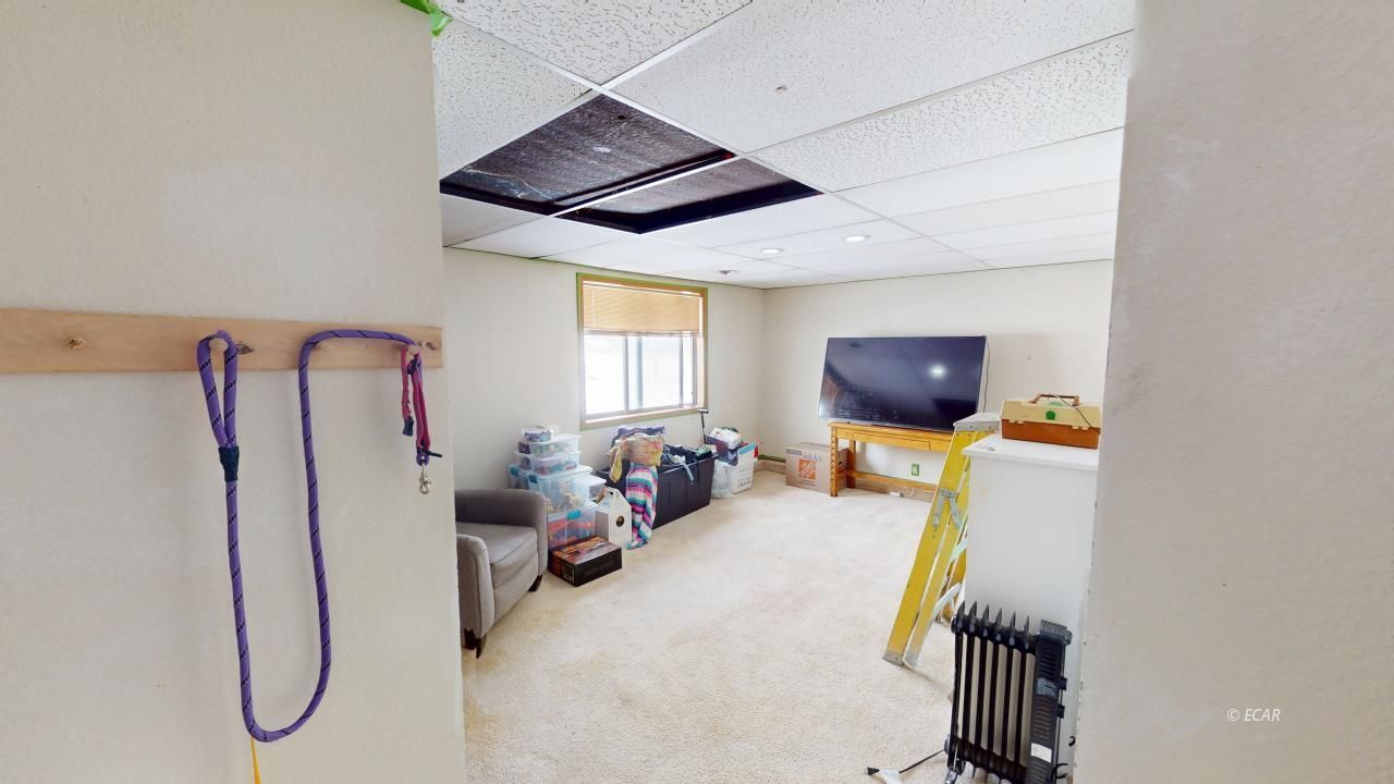 391 Edgebrook Drive Property Photo 12