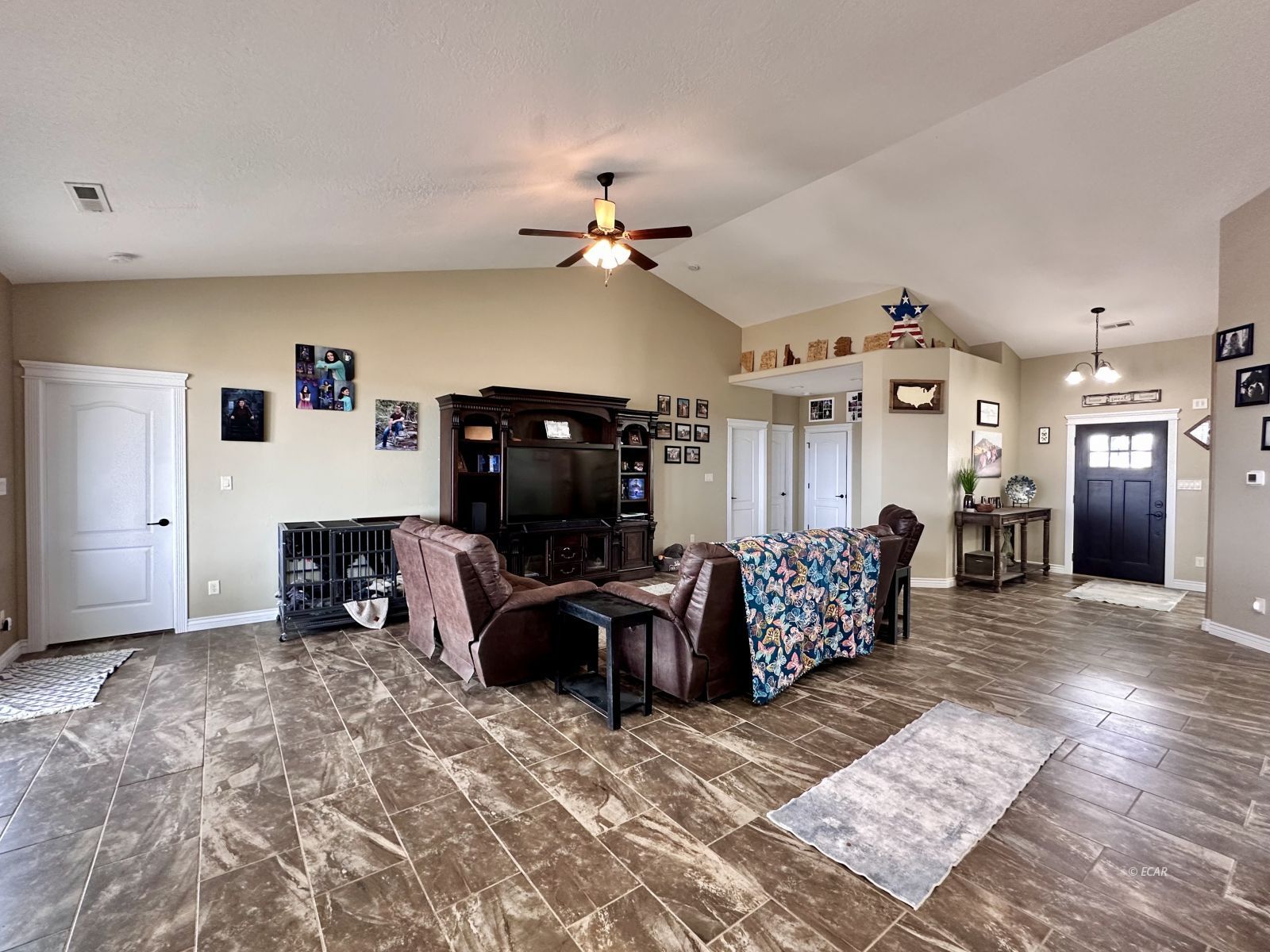 151 Greencrest Drive Property Photo 14