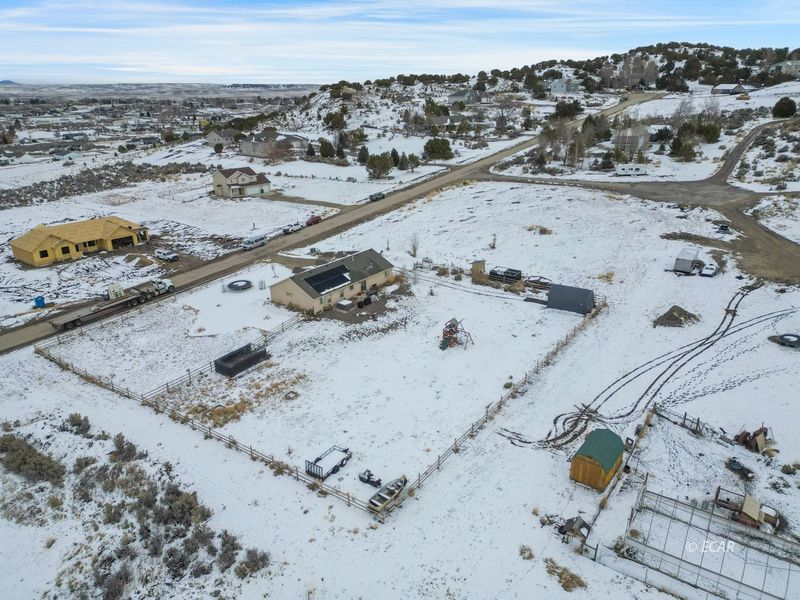 436 Country Club Plaza Property Photo 28