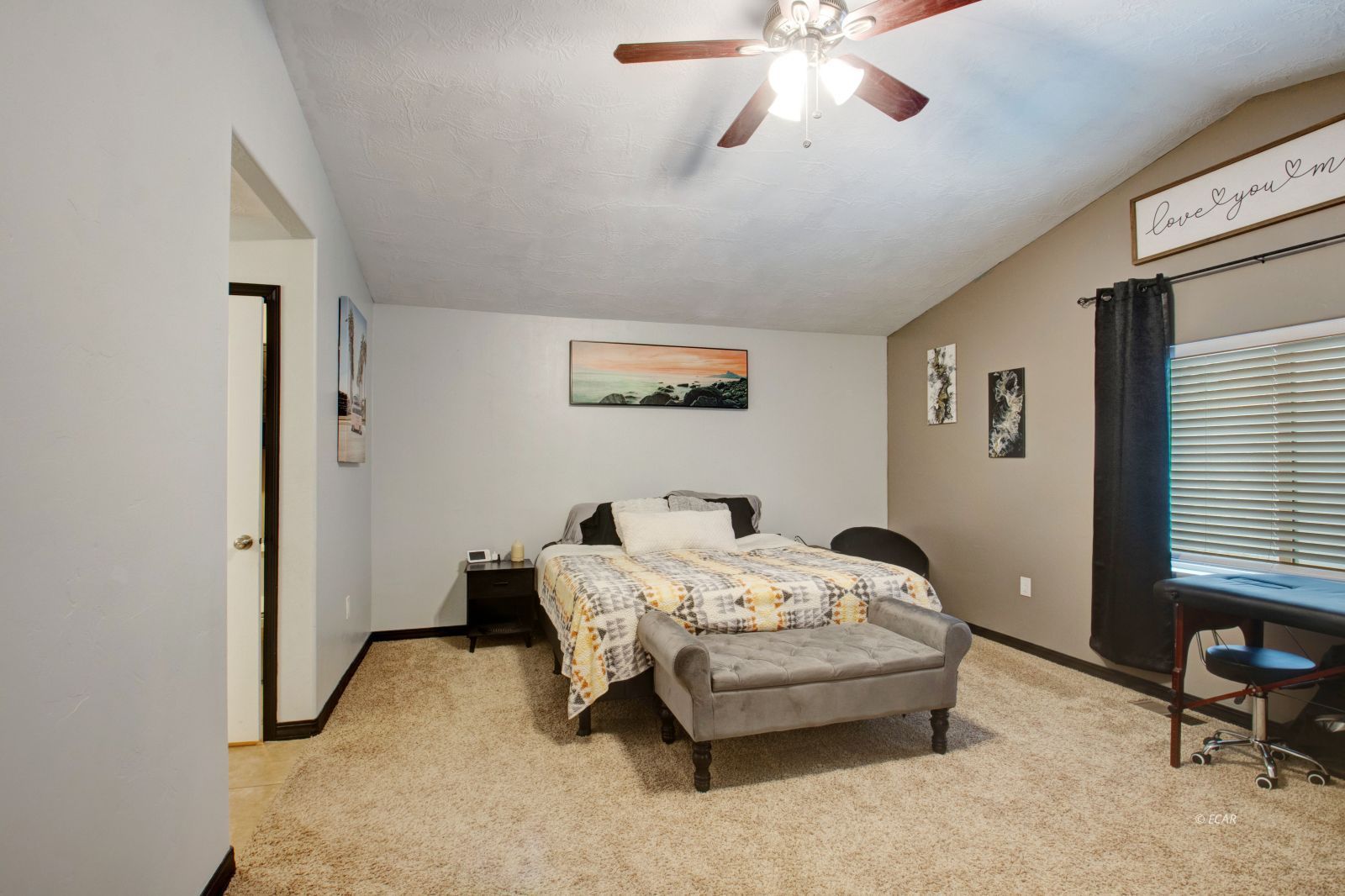 430 Flora View Property Photo 13