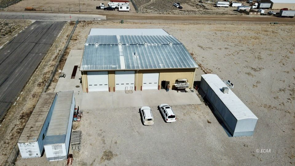 933 North Industrial Way Property Photo 4