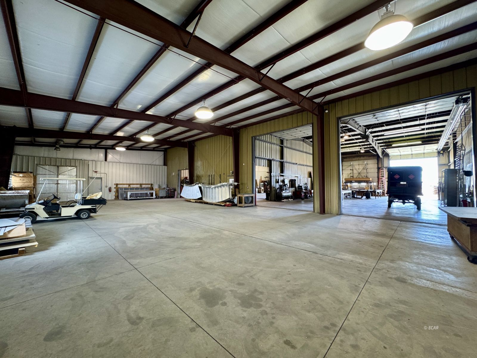 933 North Industrial Way Property Photo 16