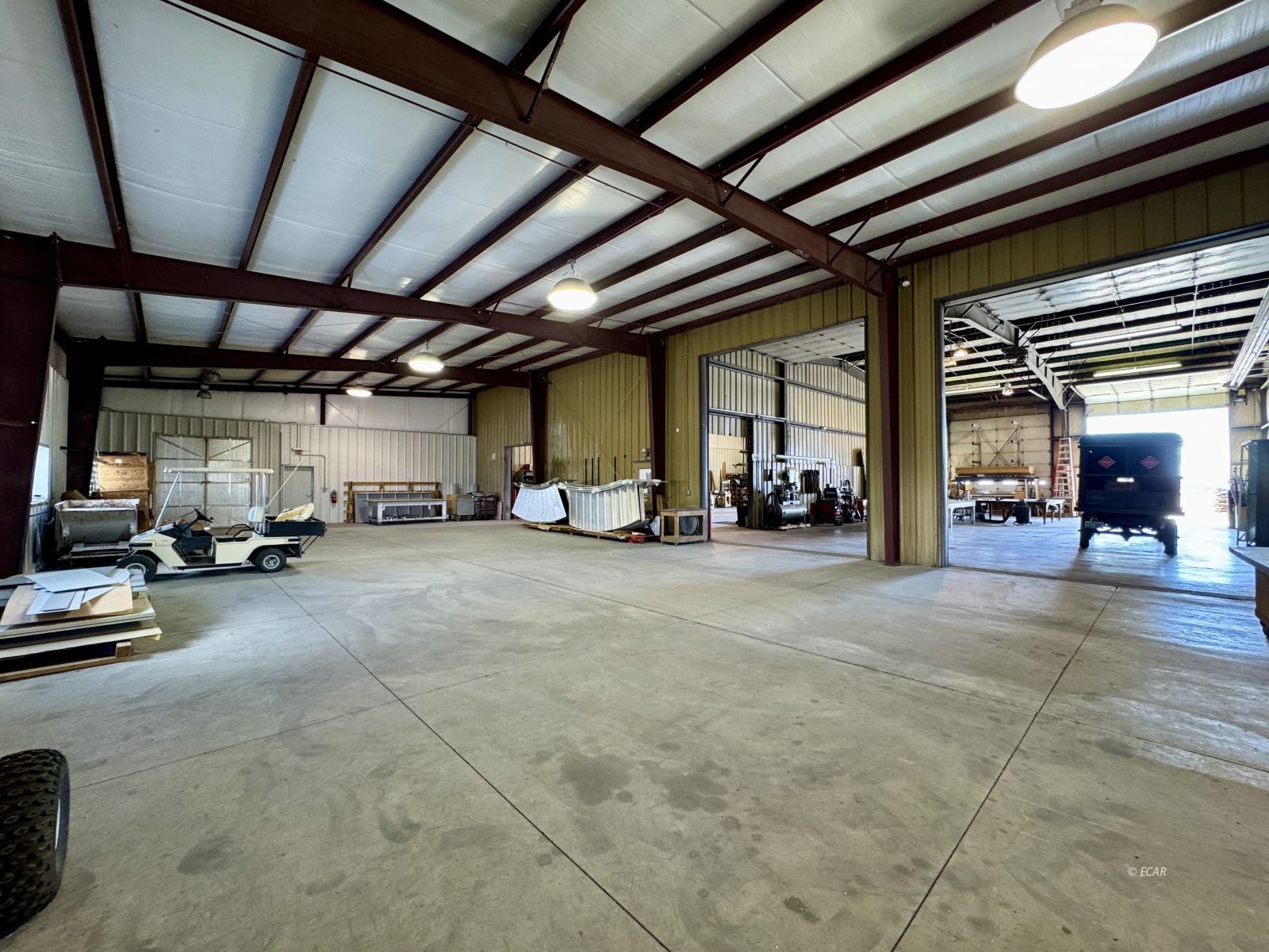 933 North Industrial Way Property Photo 17