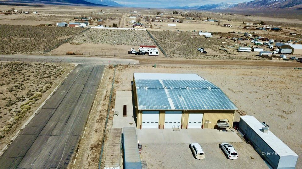 933 North Industrial Way Property Photo 30