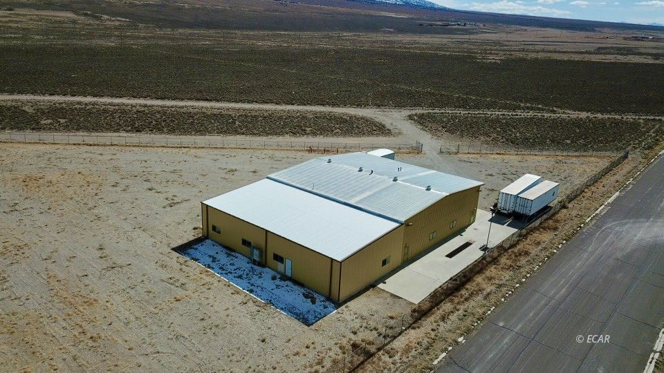 933 North Industrial Way Property Photo 33