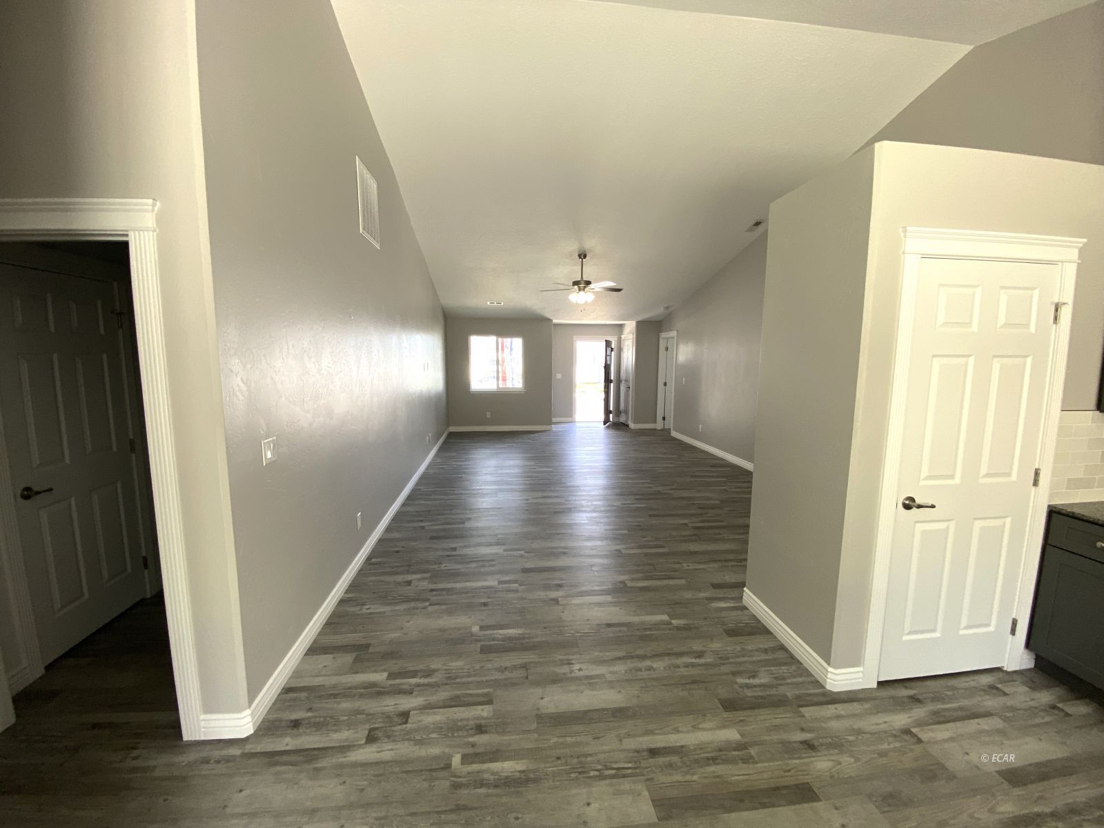 1862 Deerfield Way Property Photo 3