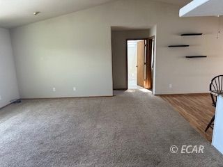 941 Oakmont Drive Property Photo 17