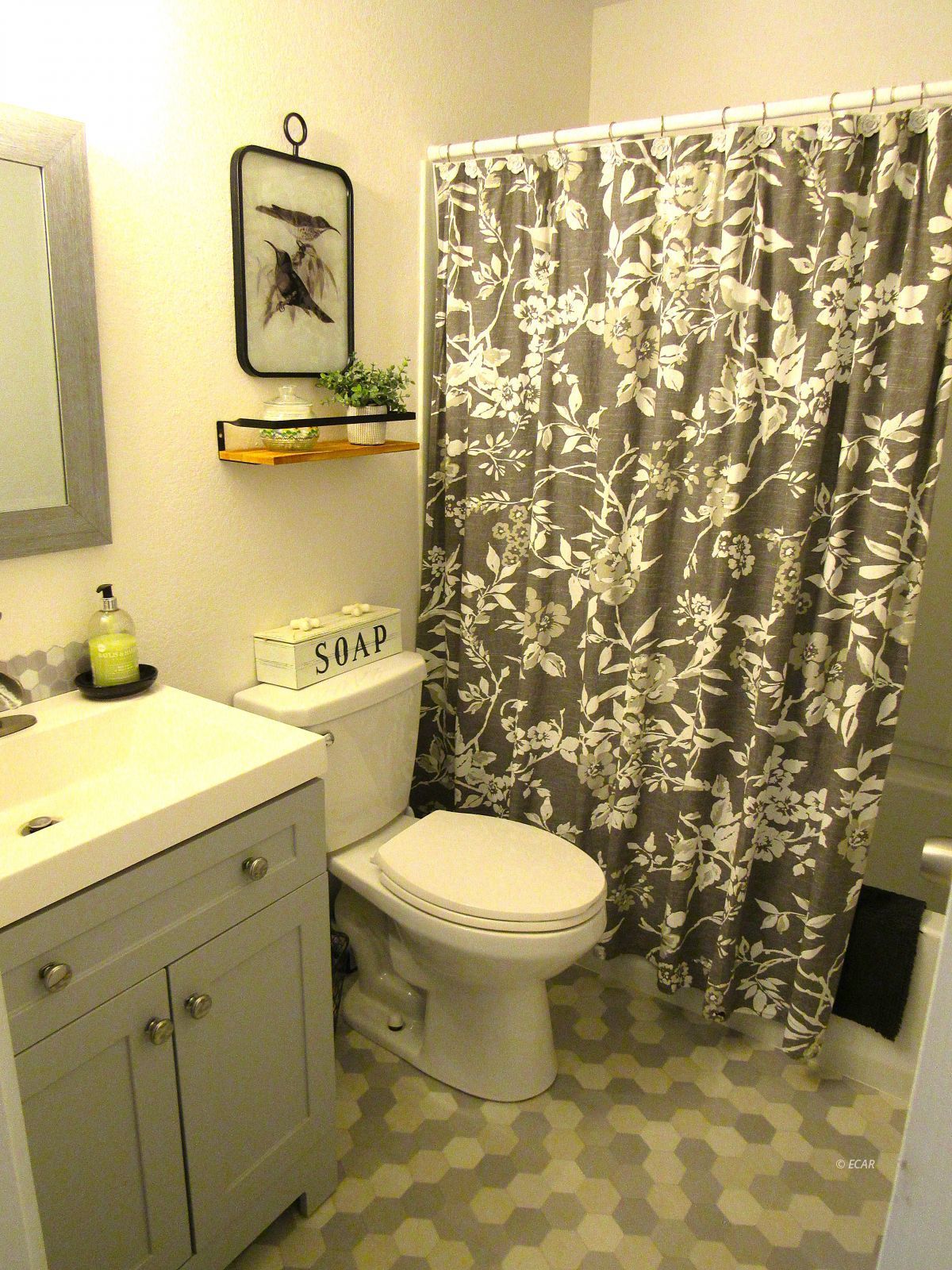 520 Ashcroft Drive Property Photo 6