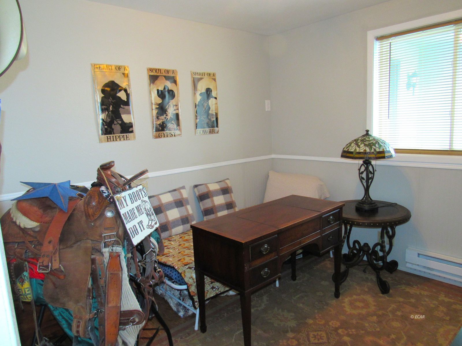 520 Ashcroft Drive Property Photo 7