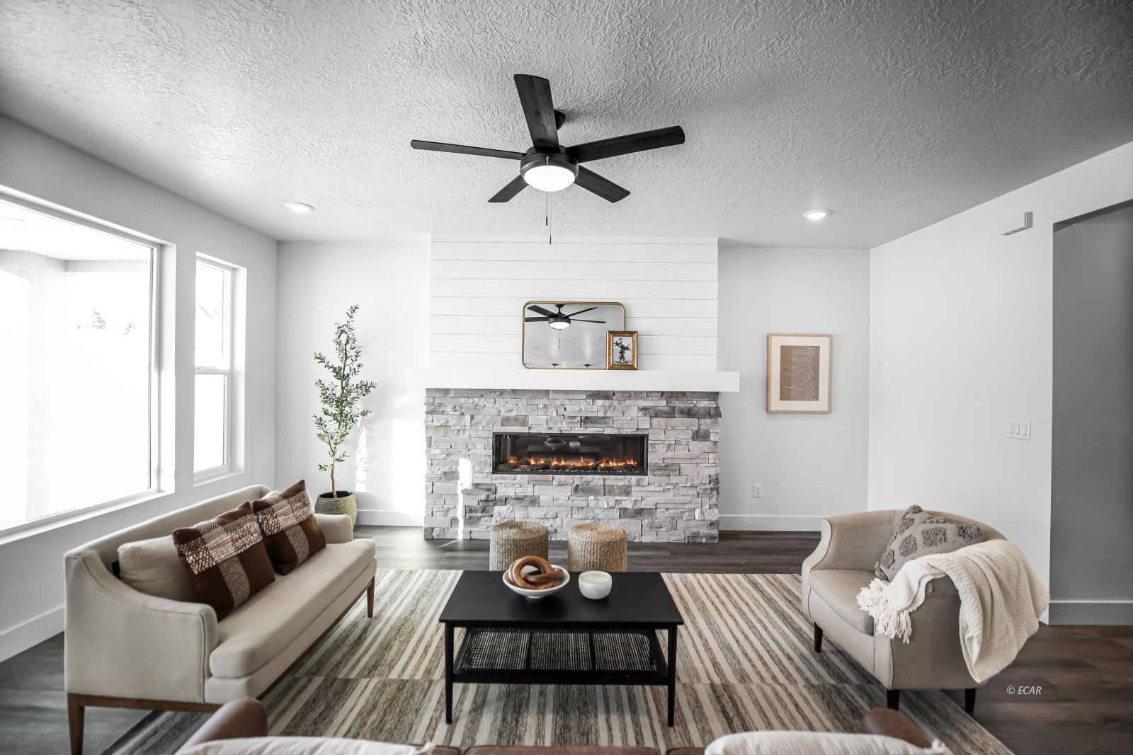 2971 Eleanor Court Property Photo 5