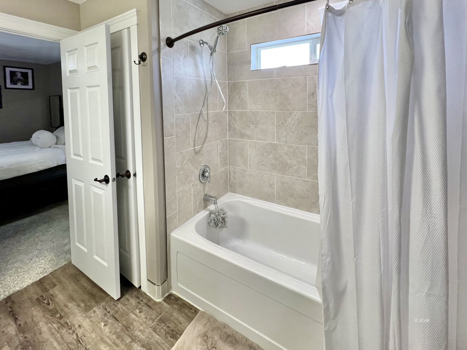 1866 Deerfield Way Property Photo 18