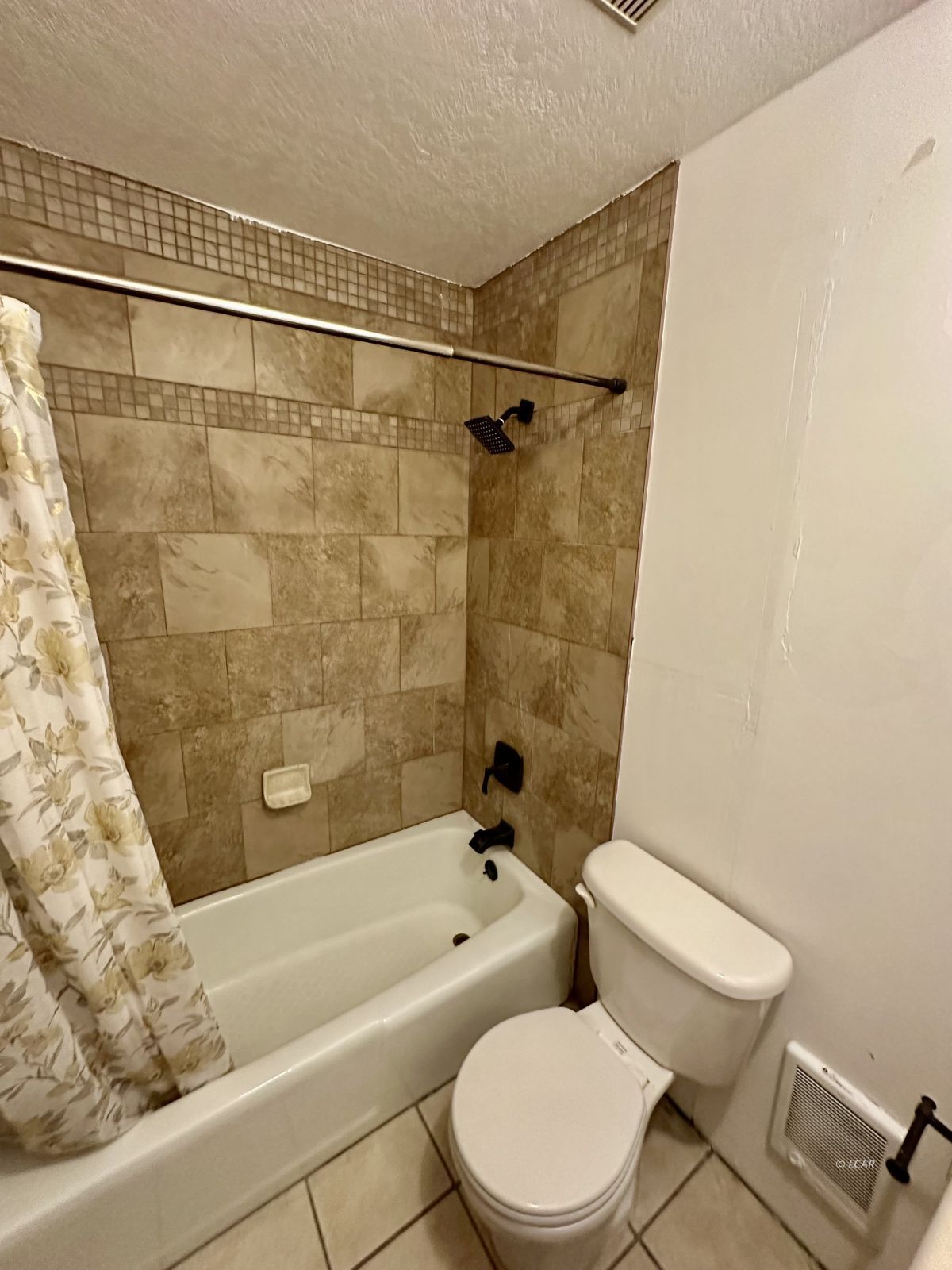 2051 Butte Street Property Photo 15