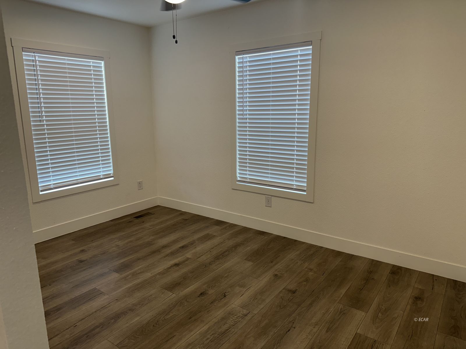 593 Kimble Lane Property Photo 4