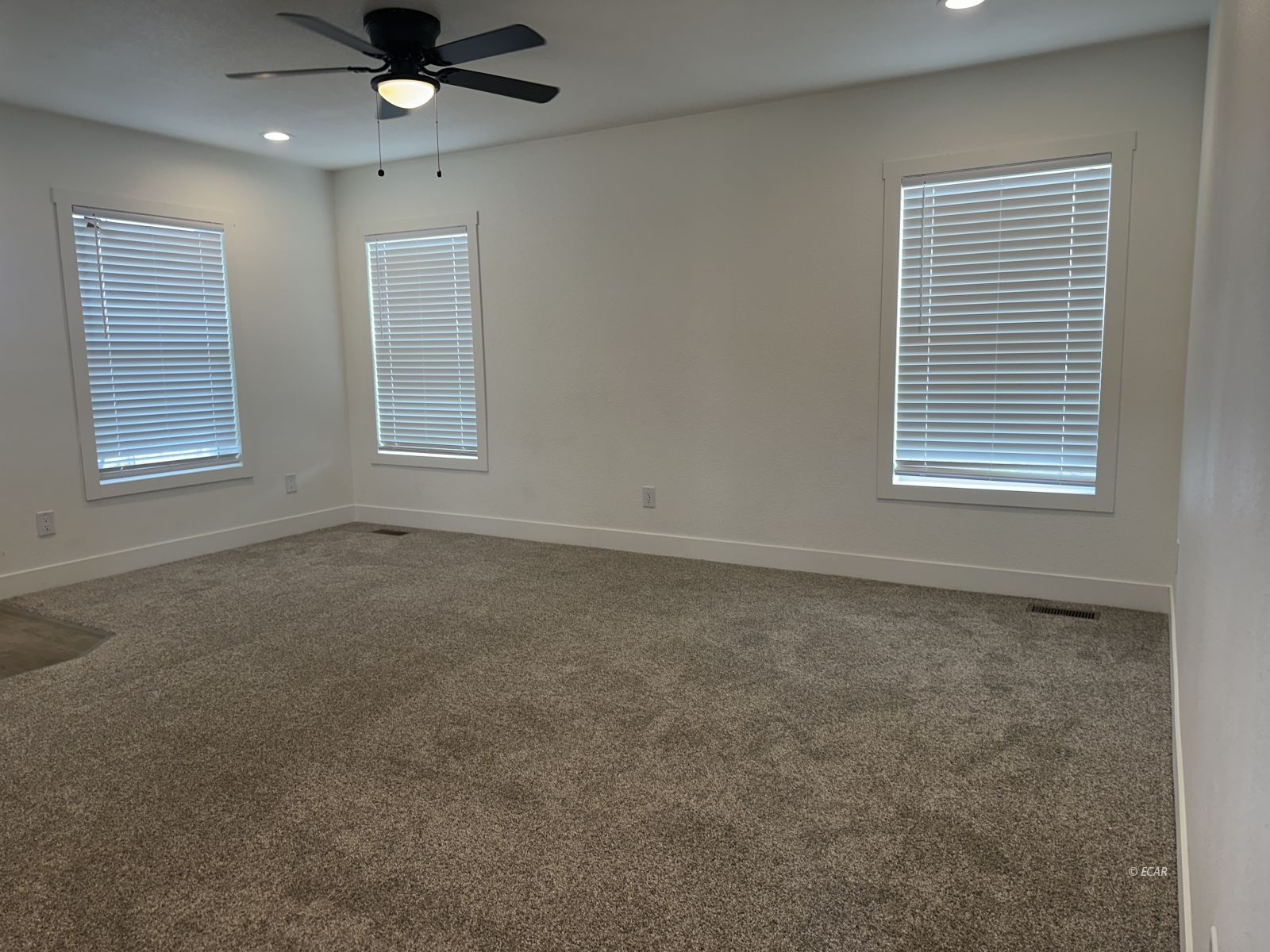 593 Kimble Lane Property Photo 6